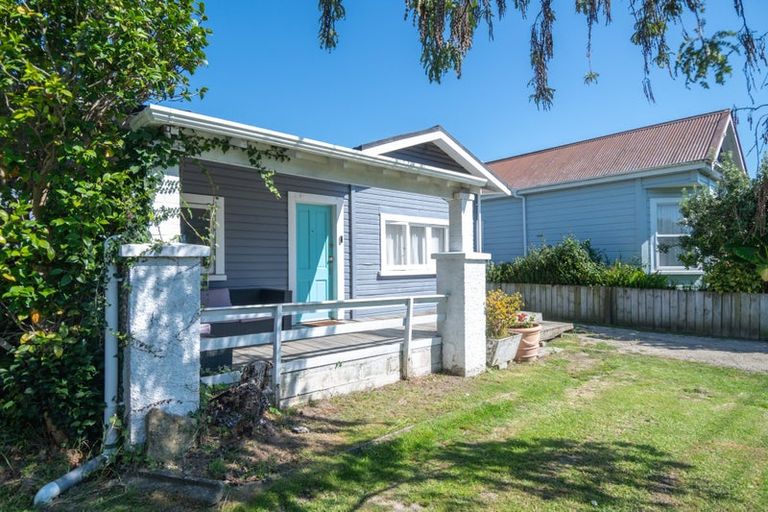 Photo of property in 13 Dickson Street, Kaiti, Gisborne, 4010