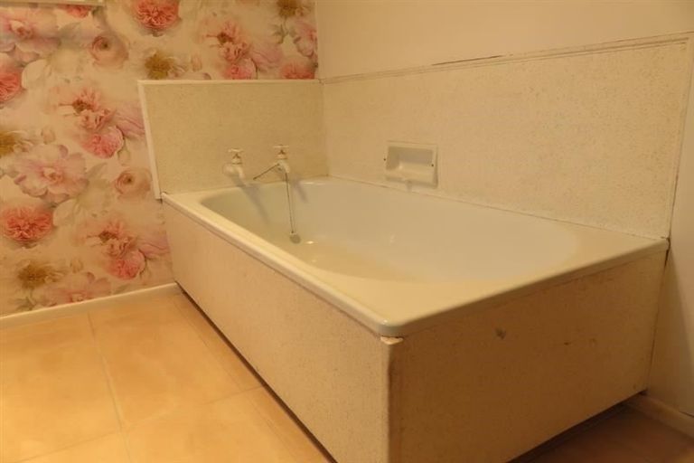 Photo of property in 2/401 Market Street South, Hastings, 4122