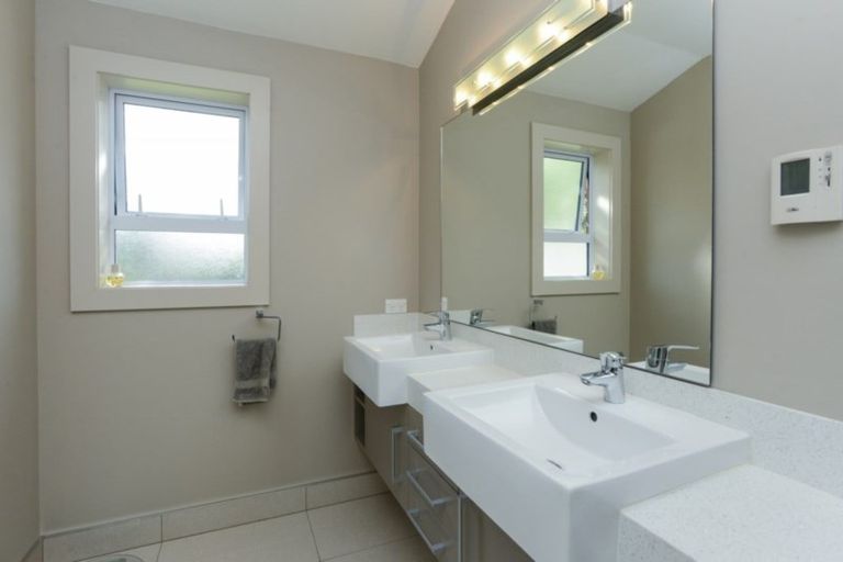 Photo of property in 10 Edwards Street, Frimley, Hastings, 4120