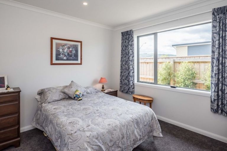 Photo of property in 12 Christow Court, Paraparaumu, 5032