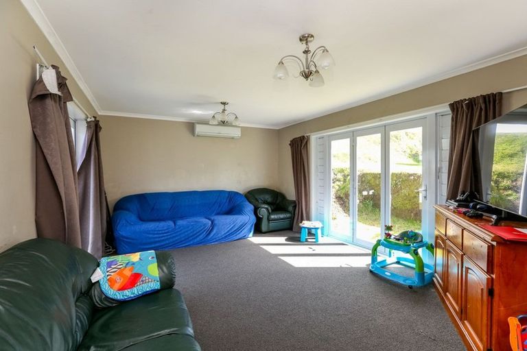 Photo of property in 7 Wiremu Place, Blagdon, New Plymouth, 4310