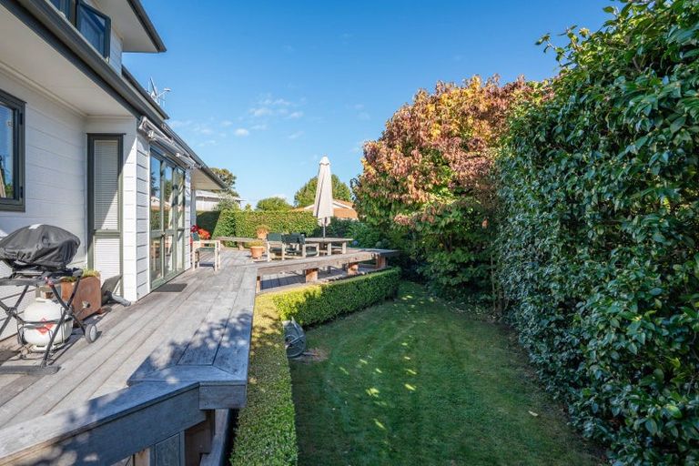 Photo of property in 10 Haines Grove, Rainbow Point, Taupo, 3330