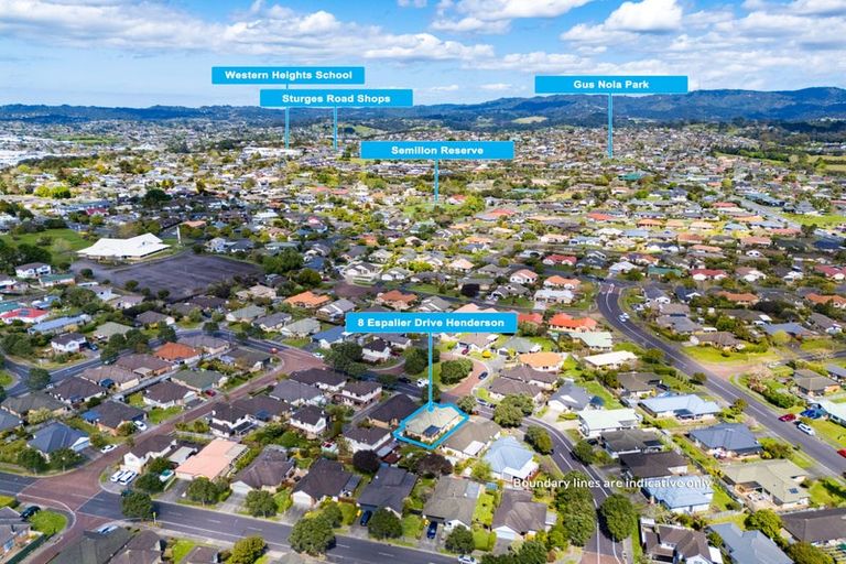 Photo of property in 8 Espalier Drive, Henderson, Auckland, 0612