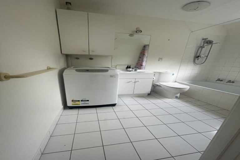 Photo of property in Pitarua Court, 4/11 Pitarua Street, Thorndon, Wellington, 6011