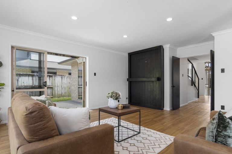 Photo of property in 17 Milbrook Place, Chartwell, Hamilton, 3210