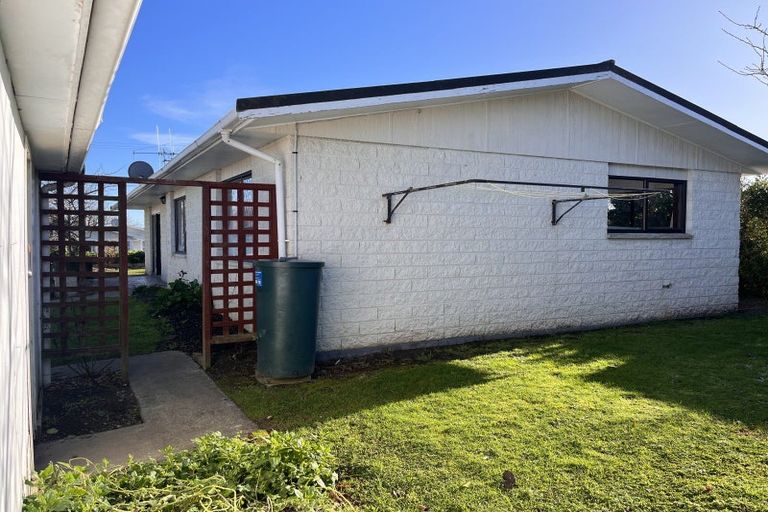 Photo of property in 33 Lupin Road, Otaki, 5512