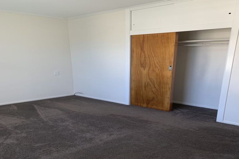 Photo of property in 2/34 Portadown Avenue, Pakuranga Heights, Auckland, 2010