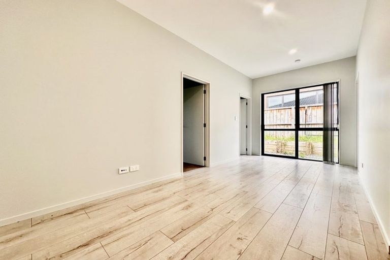 Photo of property in 60 Castlebane Drive, Flat Bush, Auckland, 2019