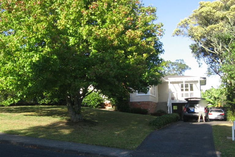 Photo of property in 6 Tilden Avenue, Hillcrest, Auckland, 0627