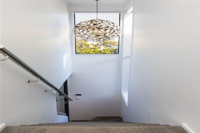 Photo of property in 32 Devonport Lane, St Albans, Christchurch, 8014