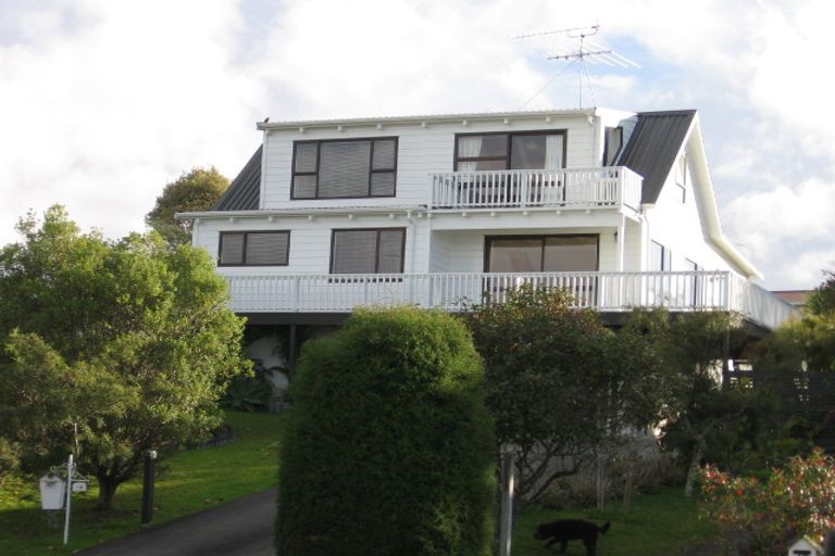 Photo of property in 19 Arohia Place, Snells Beach, 0920