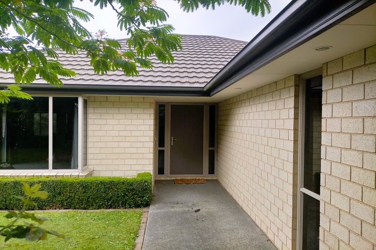 Photo of property in 4 Zuppicich Lane, Woodend, 7610