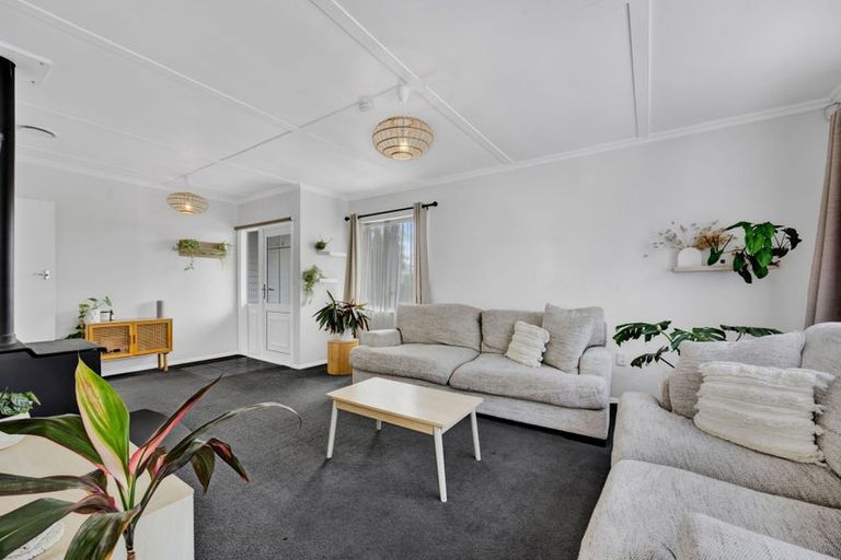 Photo of property in 37 Antonio Street, Stratford, 4332