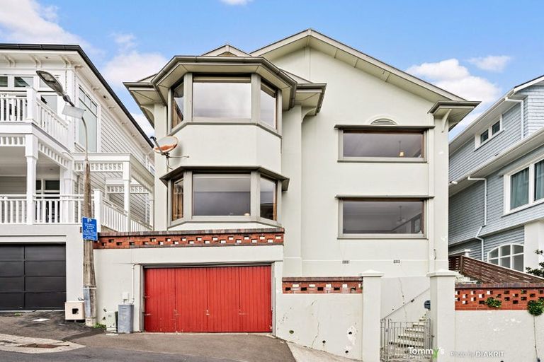 Photo of property in 46 Mcfarlane Street, Mount Victoria, Wellington, 6011