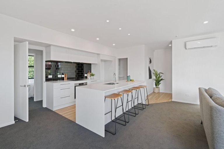 Photo of property in 4 Barnfields Close, Halswell, Christchurch, 8025