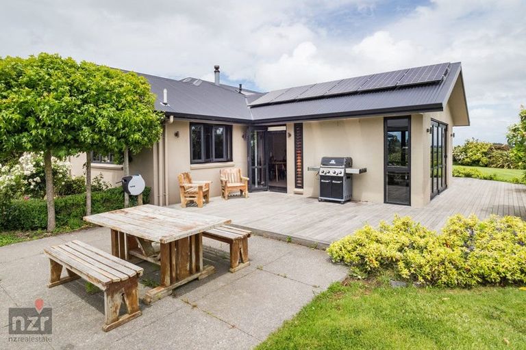 Photo of property in 180 Mount Stewart Halcombe Road, Sanson, Palmerston North, 4479