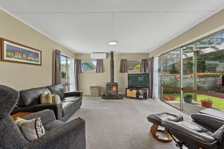 Photo of property in 6 Tudor Road, Pahiatua, 4910