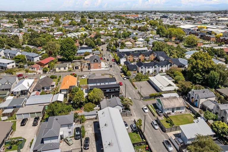 Photo of property in 40 Hargest Crescent, Sydenham, Christchurch, 8023