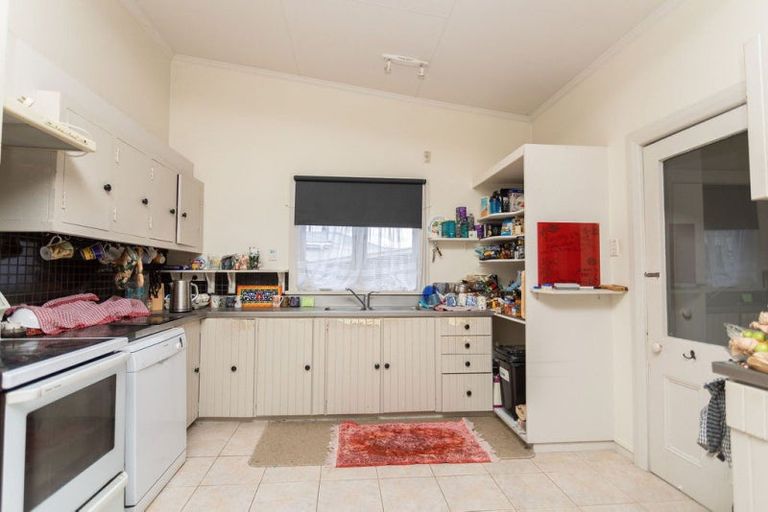 Photo of property in 12 Grant Street, Dannevirke, 4930