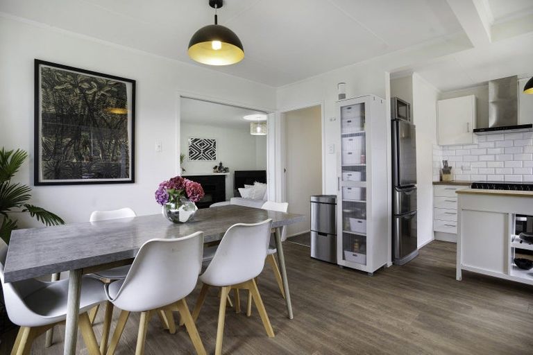 Photo of property in 32 Solway Street, Solway, Masterton, 5810