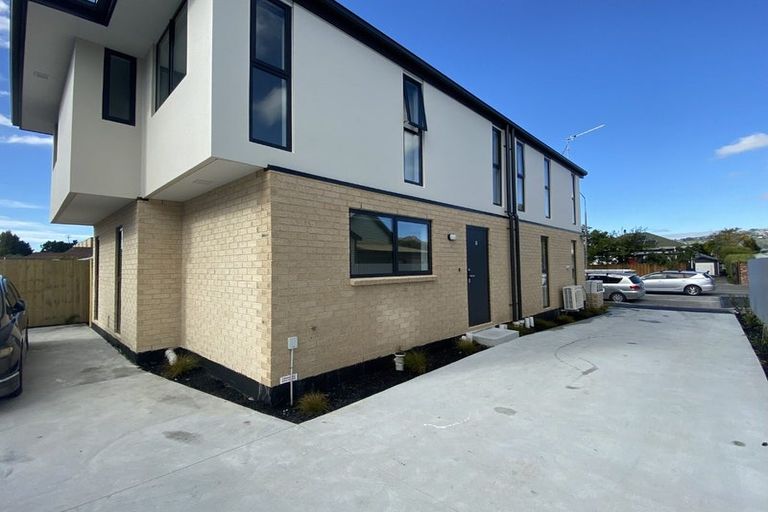 Photo of property in 2/22 Rutherford Street, Woolston, Christchurch, 8023