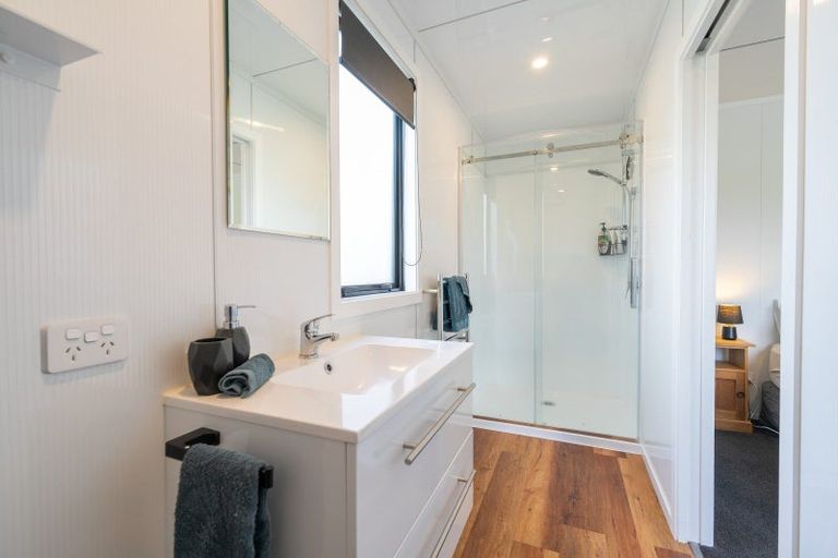 Photo of property in 27 Tawera Place, Te Anau, 9679