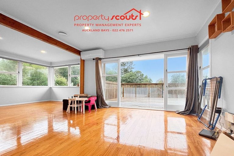 Photo of property in 7 Melba Street, Beach Haven, Auckland, 0626