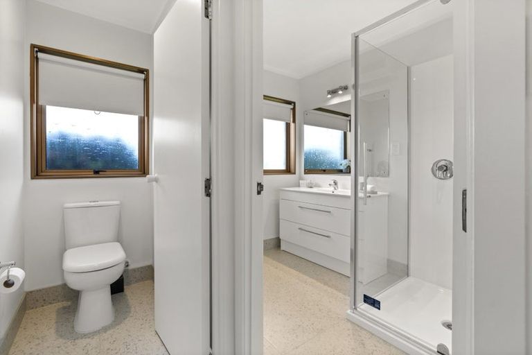 Photo of property in 10a Ngatiawa Street, One Tree Hill, Auckland, 1061