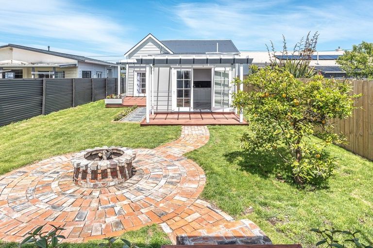 Photo of property in 42 Niblett Street, Whanganui, 4500