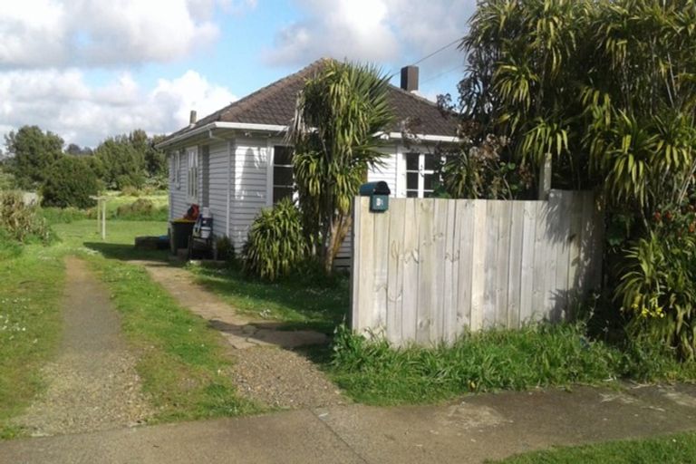 Photo of property in 63 Birdwood Road East, Pukekohe, 2120