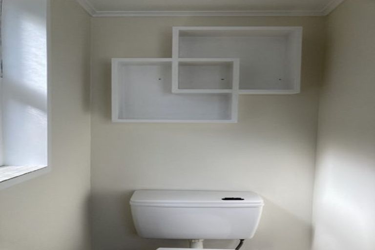 Photo of property in 27 Mckinley Crescent, Brooklyn, Wellington, 6021