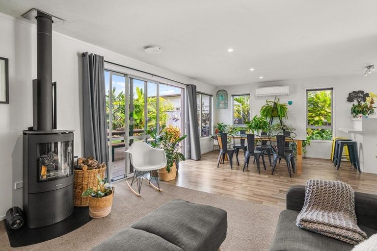 Photo of property in 52 Bunyan Road, Coastlands, Whakatane, 3120