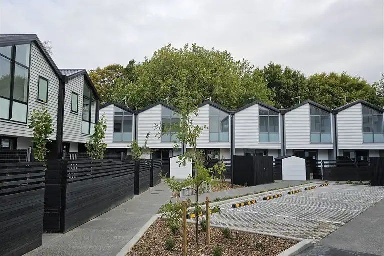 Photo of property in 27 Harewood Road, Oxford, 7430