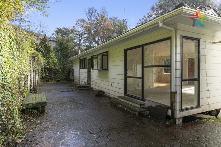 Photo of property in 20 Amber Grove, Birchville, Upper Hutt, 5018