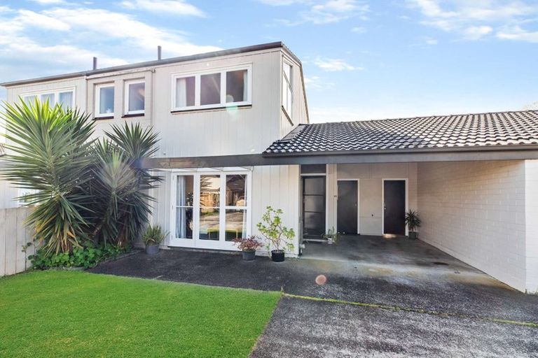 Photo of property in 49 Hamilton Drive, Waiuku, 2123