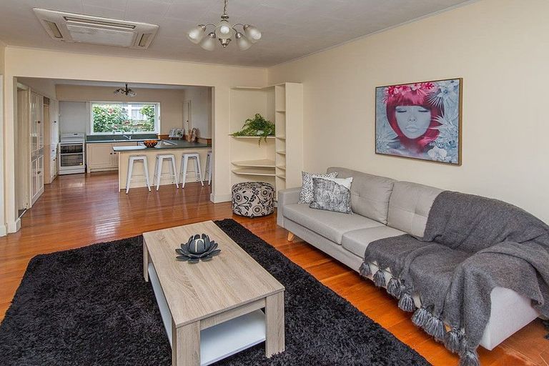 Photo of property in 44 Windermere Road, Papanui, Christchurch, 8053