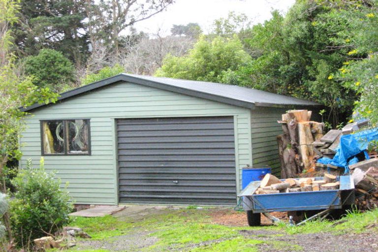 Photo of property in 43 Porterfield Street, Macandrew Bay, Dunedin, 9014