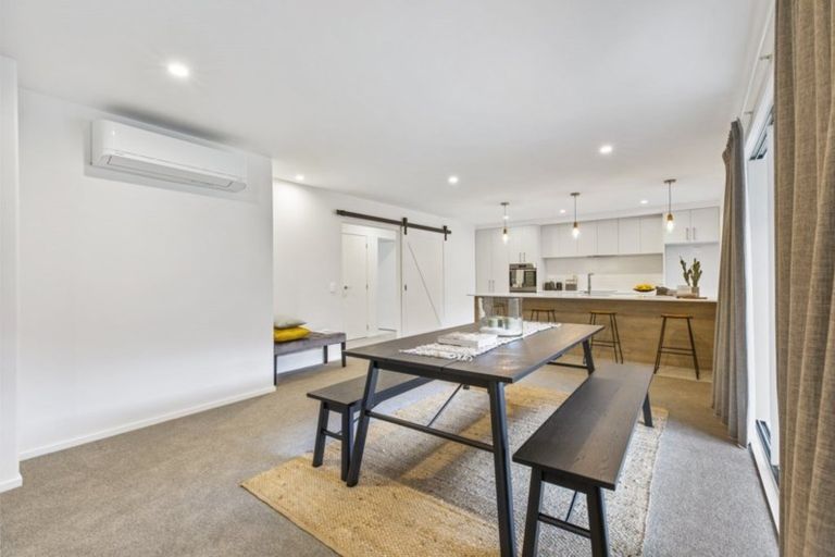 Photo of property in 5 Hanlow Place, Pyes Pa, Tauranga, 3112