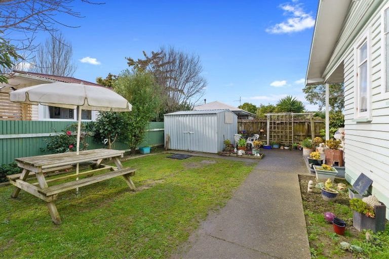 Photo of property in 38 Kirk Street, Otaki, 5512