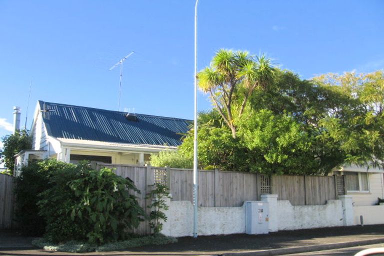 Photo of property in 46 Ossian Street, Ahuriri, Napier, 4110
