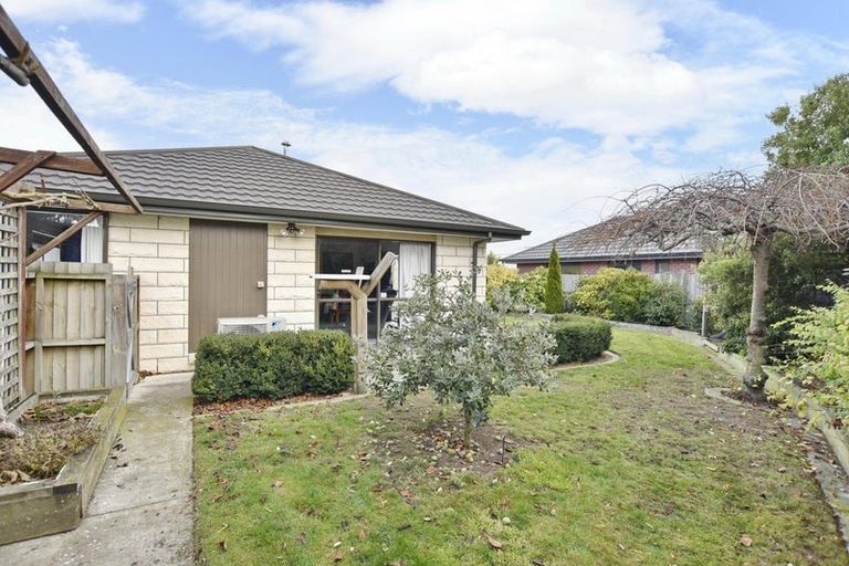 Photo of property in 23 Mackworth Street, Woolston, Christchurch, 8062