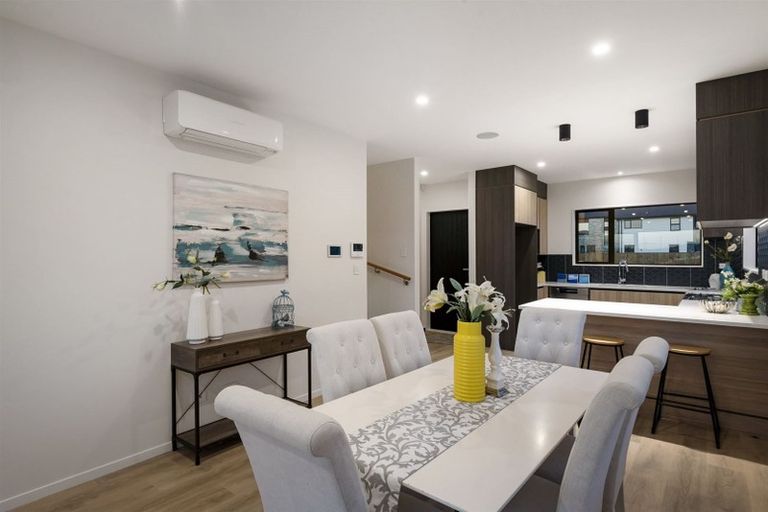 Photo of property in 17 Ocean Breeze Avenue, Hobsonville, Auckland, 0616