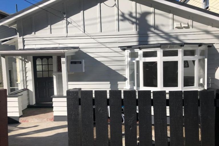 Photo of property in 111 Grant Road, Thorndon, Wellington, 6011
