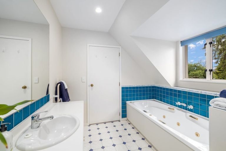 Photo of property in 86 Leinster Road, Merivale, Christchurch, 8014