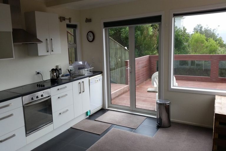 Photo of property in 15 Asquith Terrace, Brooklyn, Wellington, 6021