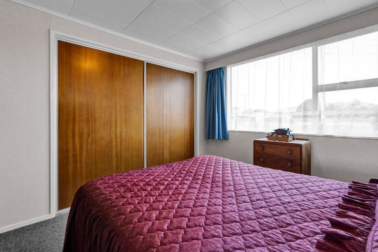 Photo of property in 25 Mcguire Street, Hawera, 4610