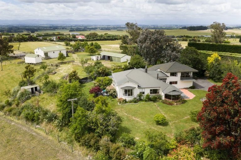 Photo of property in 852 Penny Road, Sanson, Palmerston North, 4479