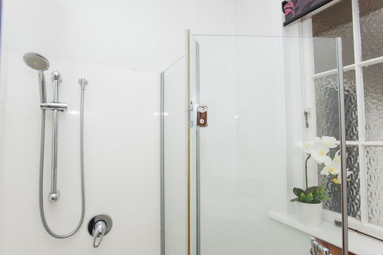 Photo of property in 122 Harris Street, Inner Kaiti, Gisborne, 4010