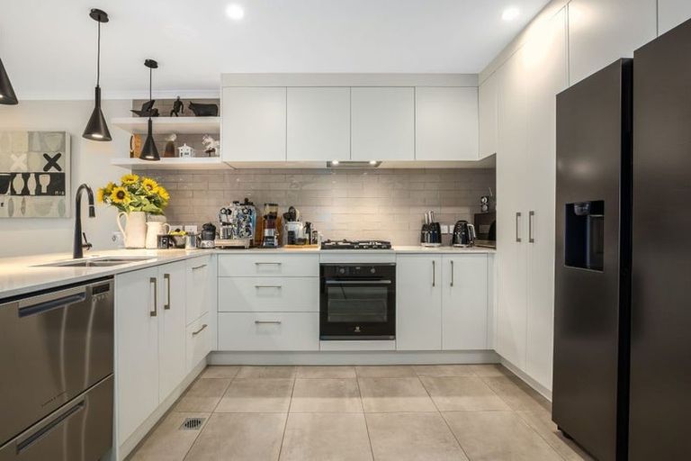 Photo of property in 5 Breakwater Way, Whitby, Porirua, 5024