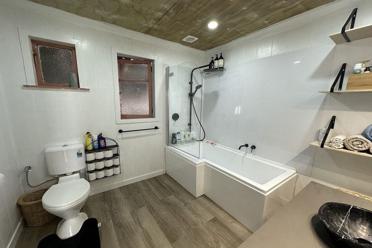 Photo of property in 16 Watene Crescent, Waitara, 4320